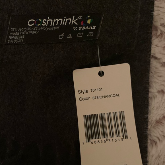 Scarf - Picture 2 of 3